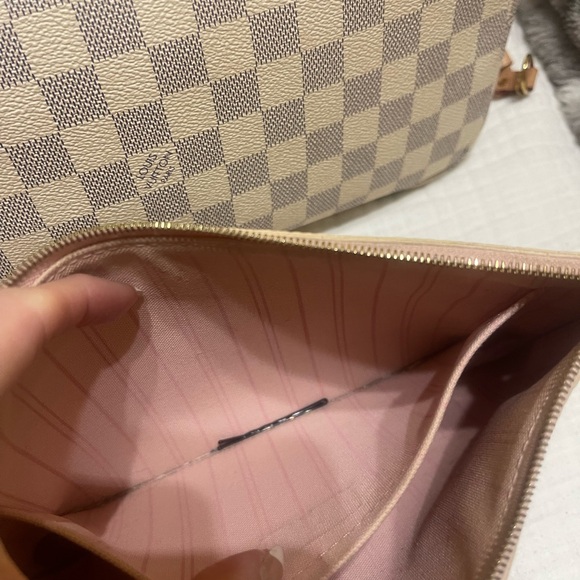 Louis Vuitton Tan and Cream Checkered Tote - Picture 8 of 16